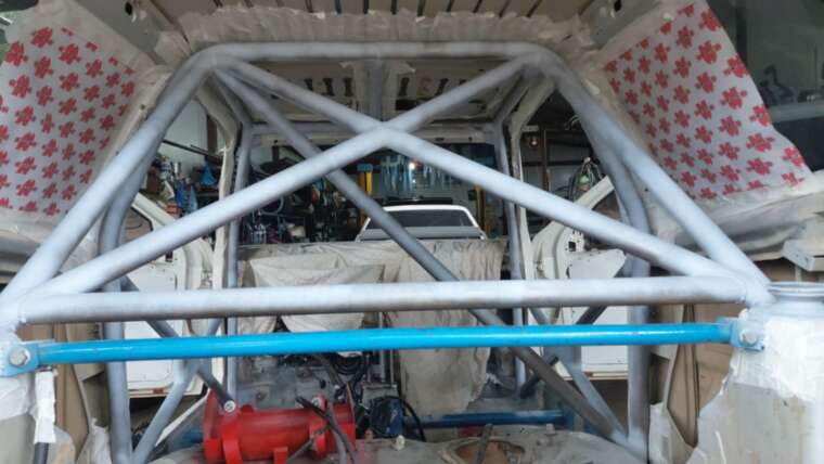 Αντικατάσταση roll cage σε VW Polo