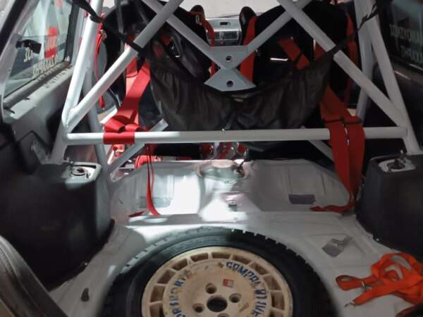 Roll Bar Installation on the Toyota Starlet EP81