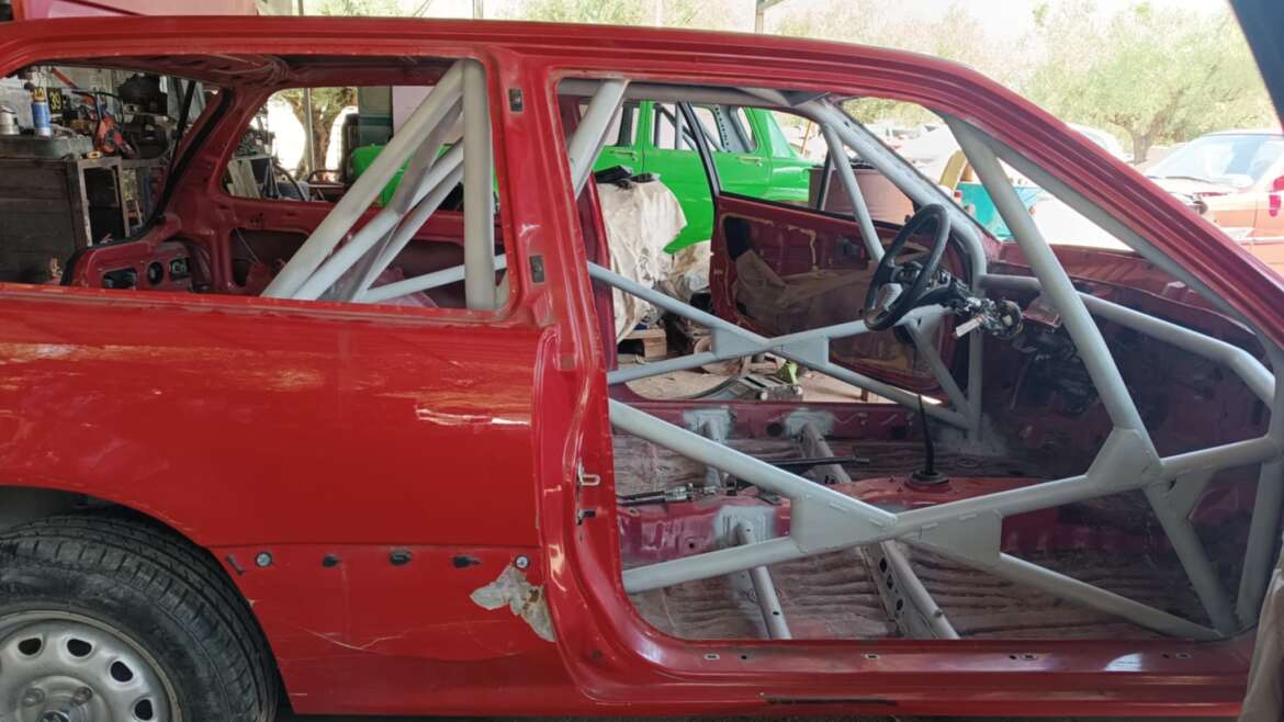 Installation of Roll Cage in Honda Civic